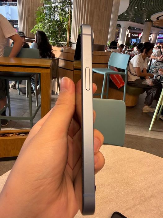 Продам IPHONE 14