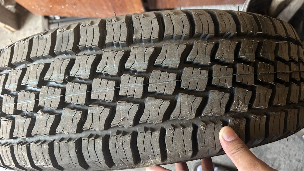 Шины на 225/75R16