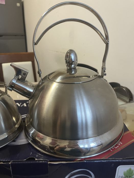 Продам набор чайников викалина