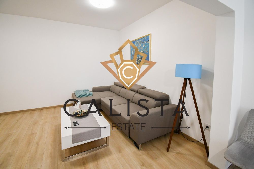 Дава се под наем Четиристаен апартамент в София, Център - 130 кв.м за 1380 € - Снимка #1