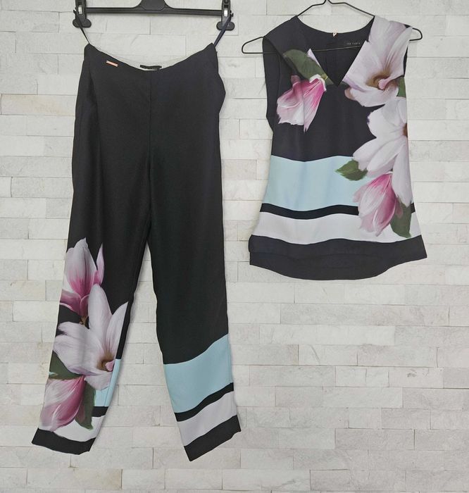 Ted Baker сет размер 0/XS панталон и топ