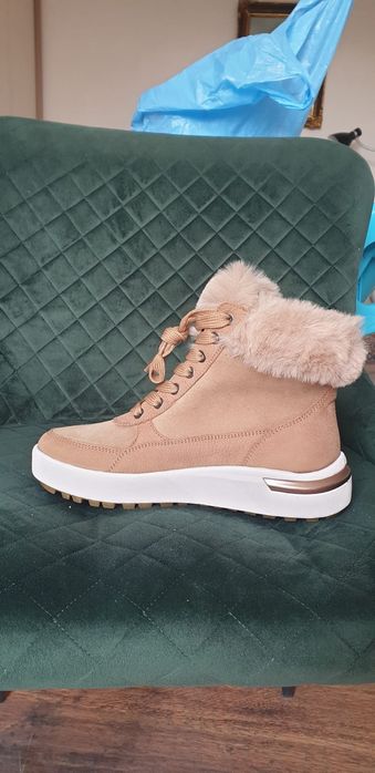 Ghete din piele Geox