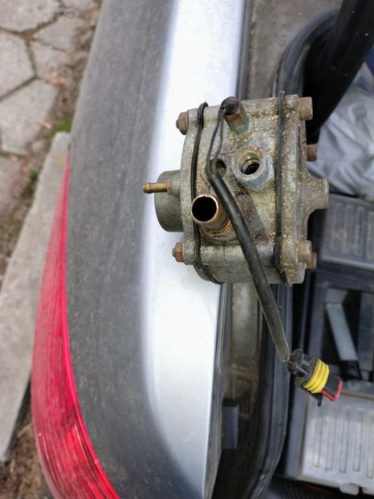 Изпарител за газов инжекцион Атикер 15 евро.