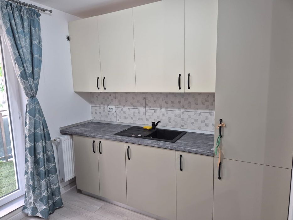 Închiriez apartament 2 camere