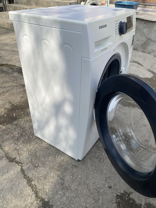 Продам стирльную машину автомат