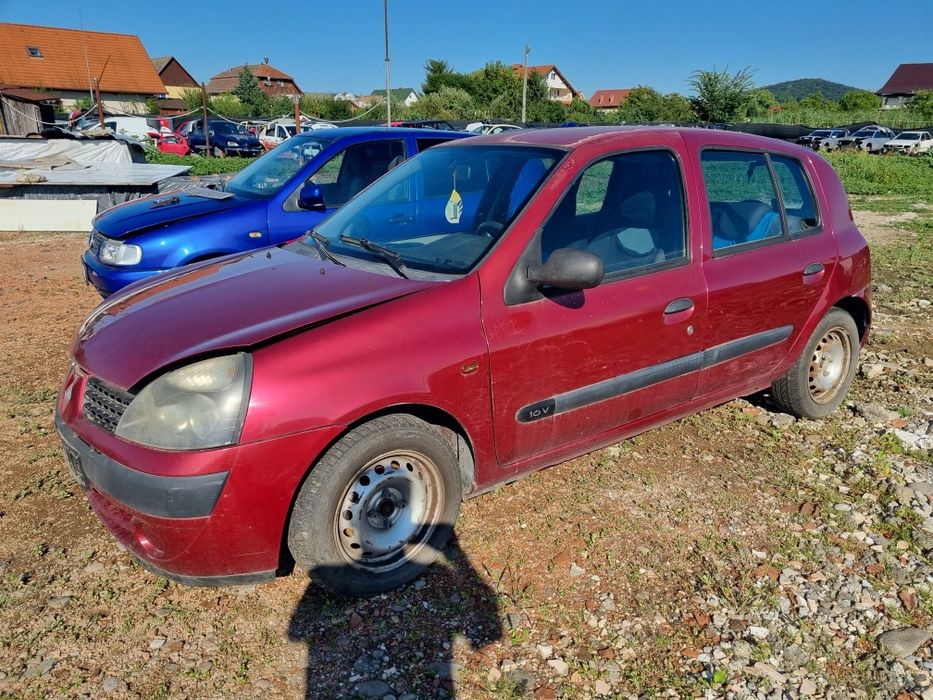 Dezmembram Renault Clio