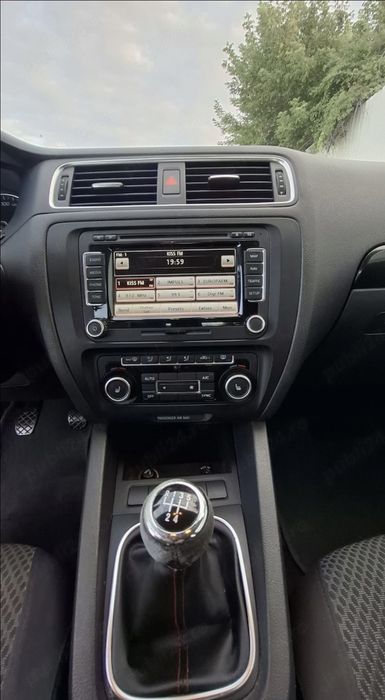 Volkswagen Jetta 2011