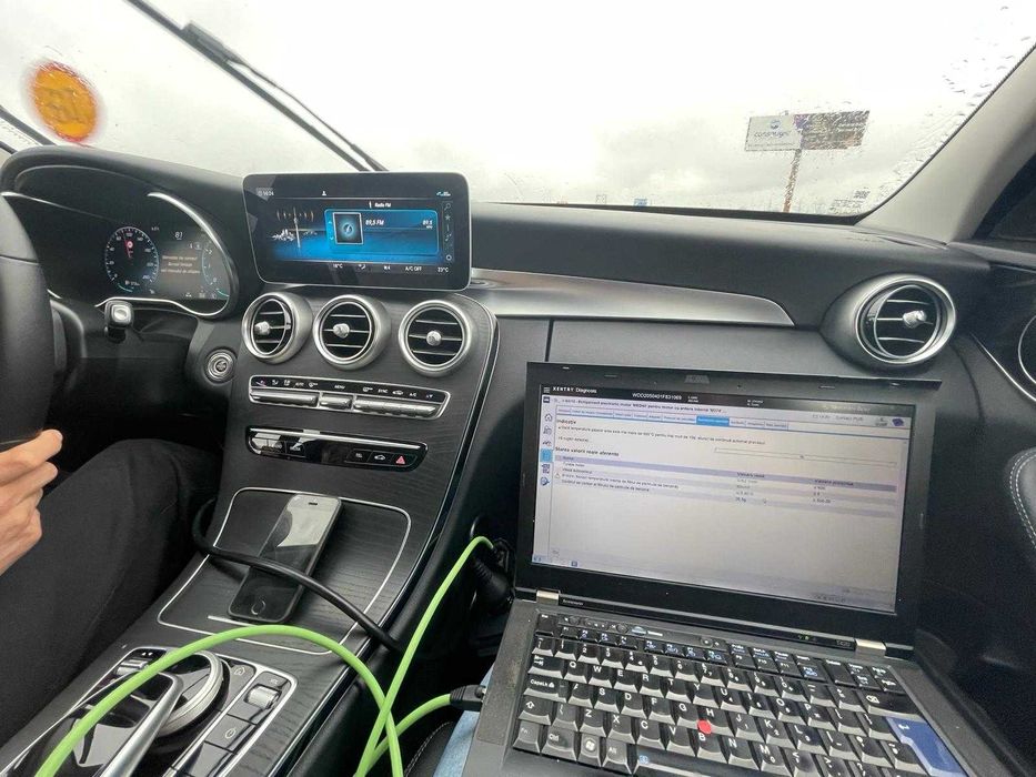 Mecanic / Diagnoza NON-STOP ! 24/7 Depanare Auto