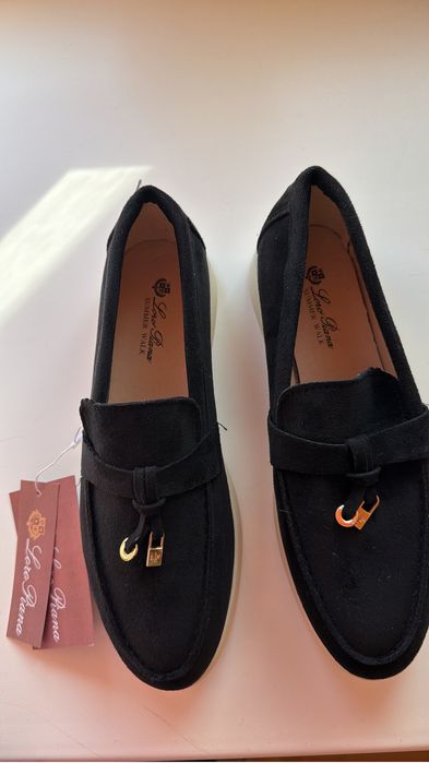 Лоферы новые.38 р