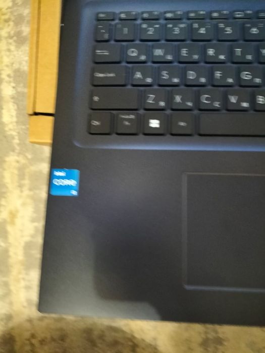 Продам ноутбук новый