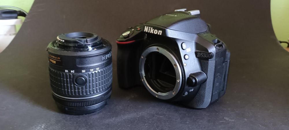 Nikon D7100, Nikon D5300 + 3 обектива