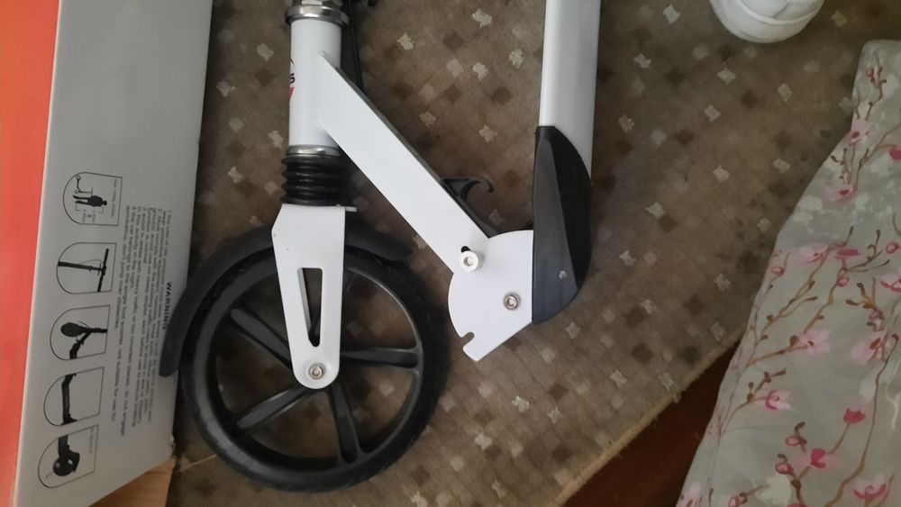 Продаю самокат в новом состоянии