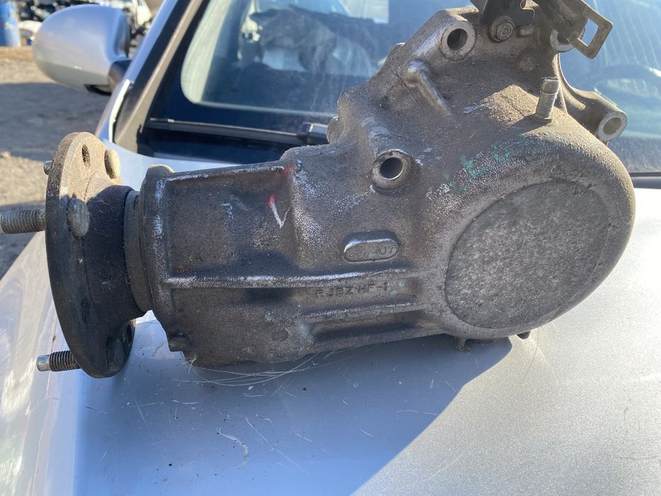 Раздатъчна кутия за Honda Legend 3.5 4WD