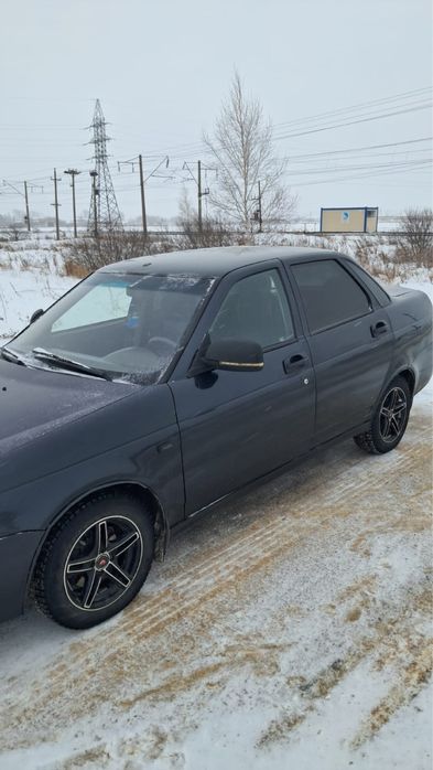 Продам приору 16 кл