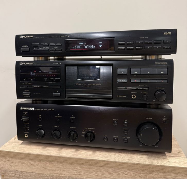 Ретро аудио сет PIONEER - Усилвател, дек и тунер + опция колони