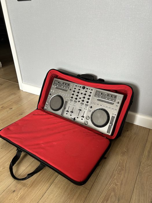 Pioneer DDJ-T1 (диджей контроллер)