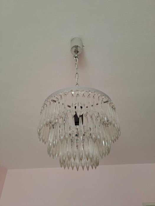 Полилей стъклени кристали за таван