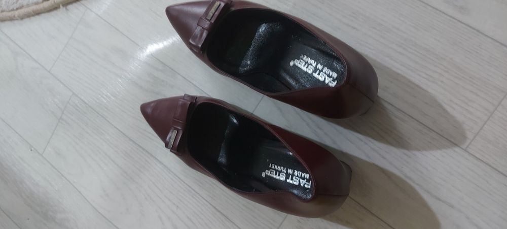 Женский туфли 38р 12000т
