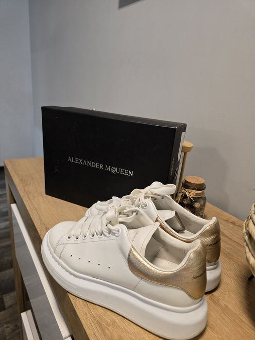 Маратонки Alexander Mcqueen 36,5 номер
