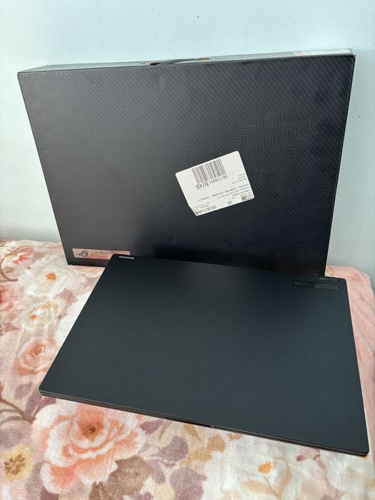 Идеал Asus Rog Flow X16 Ryzen 9 6900HS/RTX 3060/16/1TB