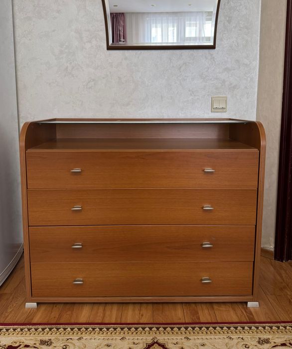 Спальный гарнитур