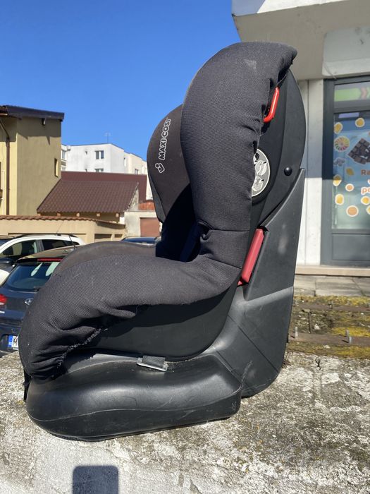 Scaun auto Maxi Cosi 9-36 kg cu pozitie de somn