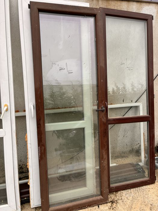 Пвц балконски врати