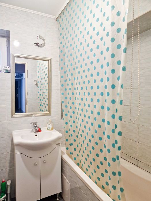 Vand apartament 3 camere + garaj (Dorobanti)