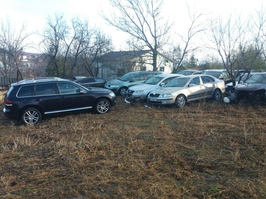 Dezmembrez Volvo V40 2.0 190 CP 2.0 turbo / Multimarca VW Audi Kia Bmw