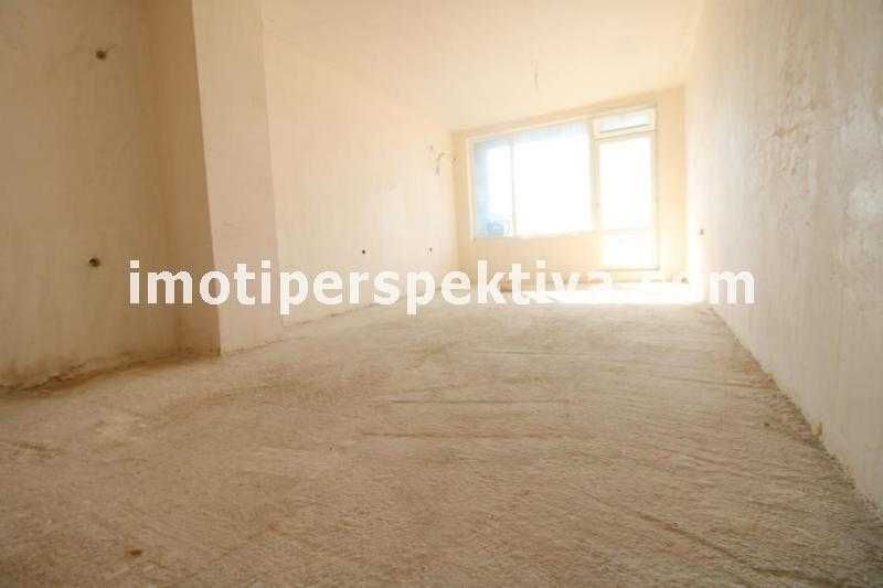 Продава се Тристаен апартамент в Пловдив, Тракия - 109 кв.м за 1118 €/кв.м - Снимка #1