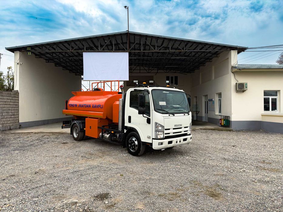 Автотопливозаправщик / Бензовоз / АТЗ на базе ISUZU NQR90L-K 5 м³