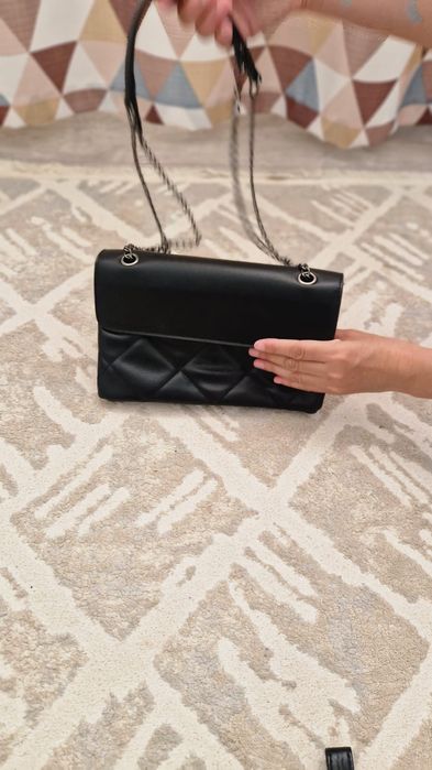 В продаже сумка модная