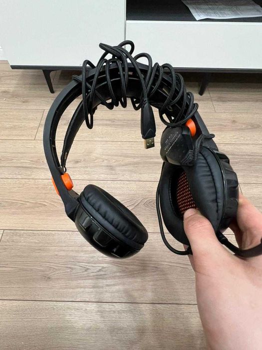продам игровые наушники