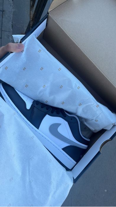 Nike Air Jordan Low 1