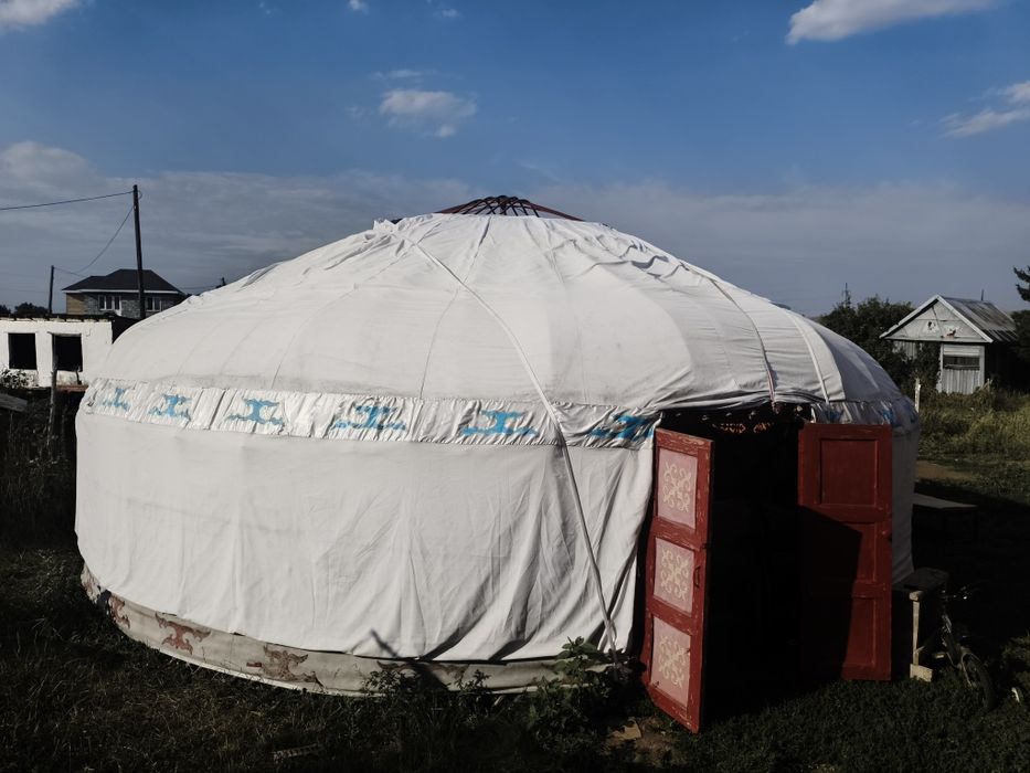 Кийгыз үй сатылад