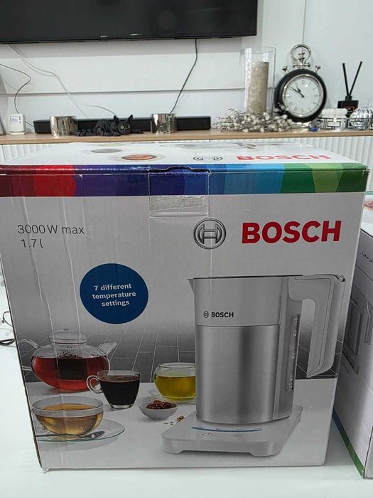 BOSCH Toaster si Fierbator de apa culoarea alba noi in cutie