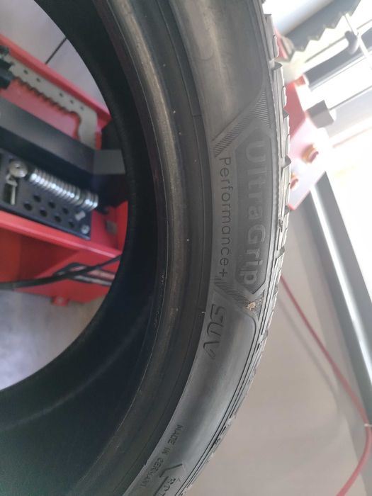 4бр.зимни гуми 275/40/22 Goodyear