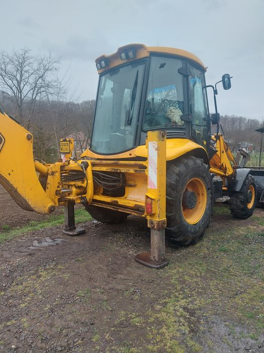 Buldoexcavator JCB 3CX