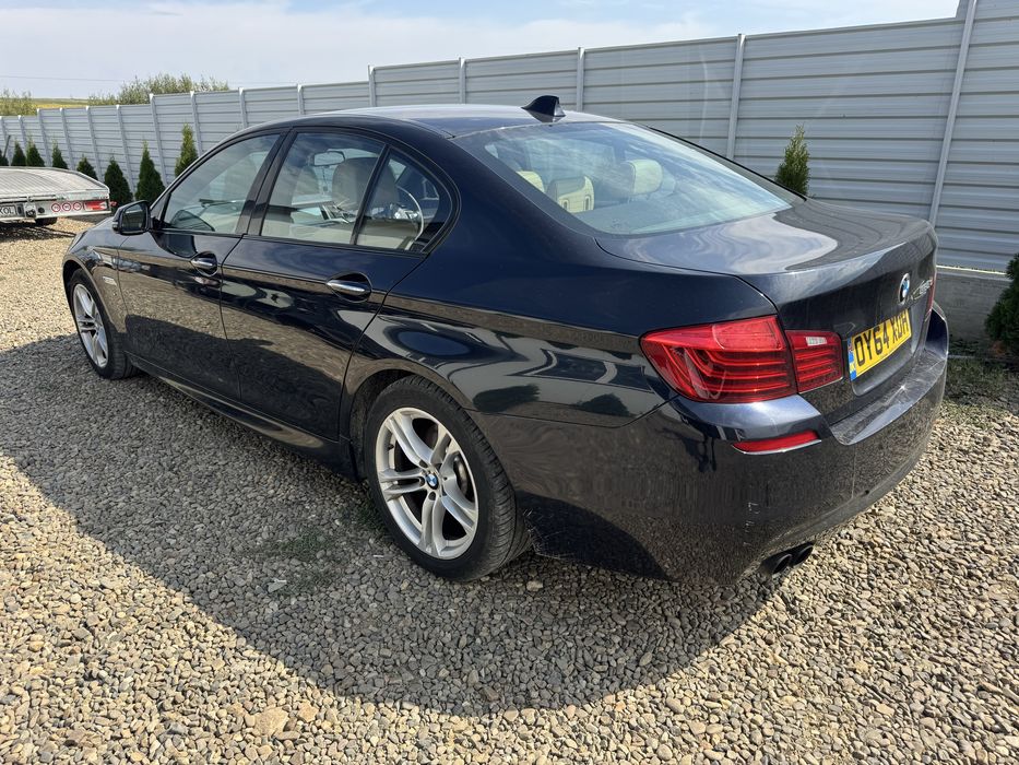 Dezmembrez BMW F10 2015 facelift 525d 218cp M Pachet plafon negru