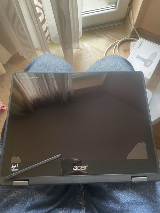 Acer Chromebook Spin 512 лаптоп-таблет