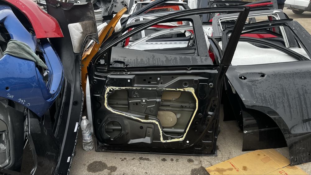 2 броя Nissan Qashqai J11 17- предна дясна врата и задна дясна