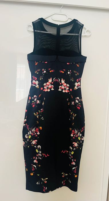 Официални рокли Karen Millen