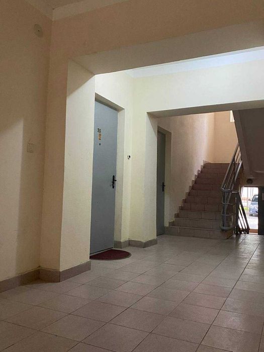 СОТИЛАДИ! Талабаларда (ВУЗ) коробка нархидан арзон 10 та ойнали уй!