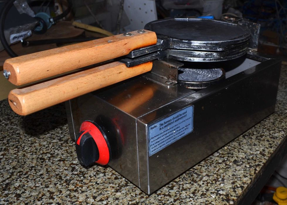 Професионален Аеро ГОФРЕТНИК на газ, за Бъбълс гофрети