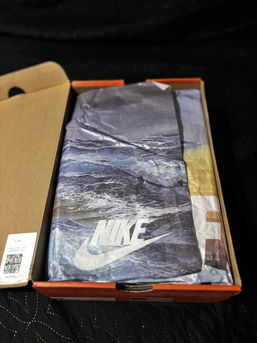 Продам кроссовки NIKE ORIGINAL