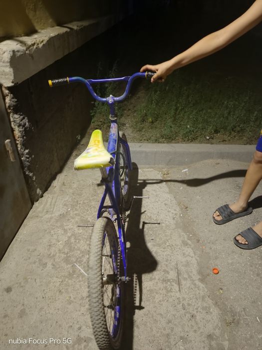 Продаеться велосипед