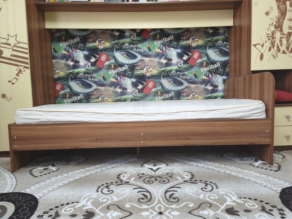 Кровать односпальная