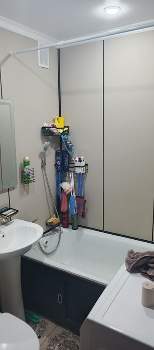 Продам двух комнатную  квартиру