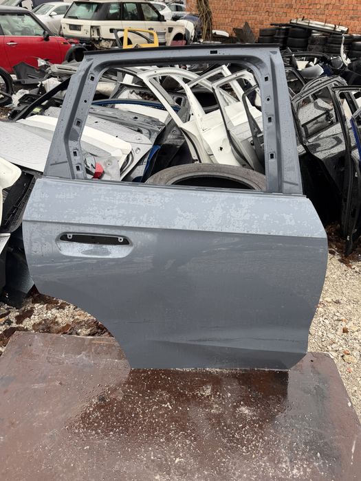 Врата BMW X1 U11