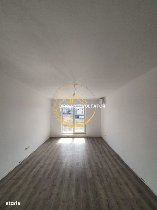 Decomandat Mare Geam la baie Metrou Teclu Pallady ikea Ansamblu modern